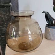 Vase rond en verre fumé motif étoile