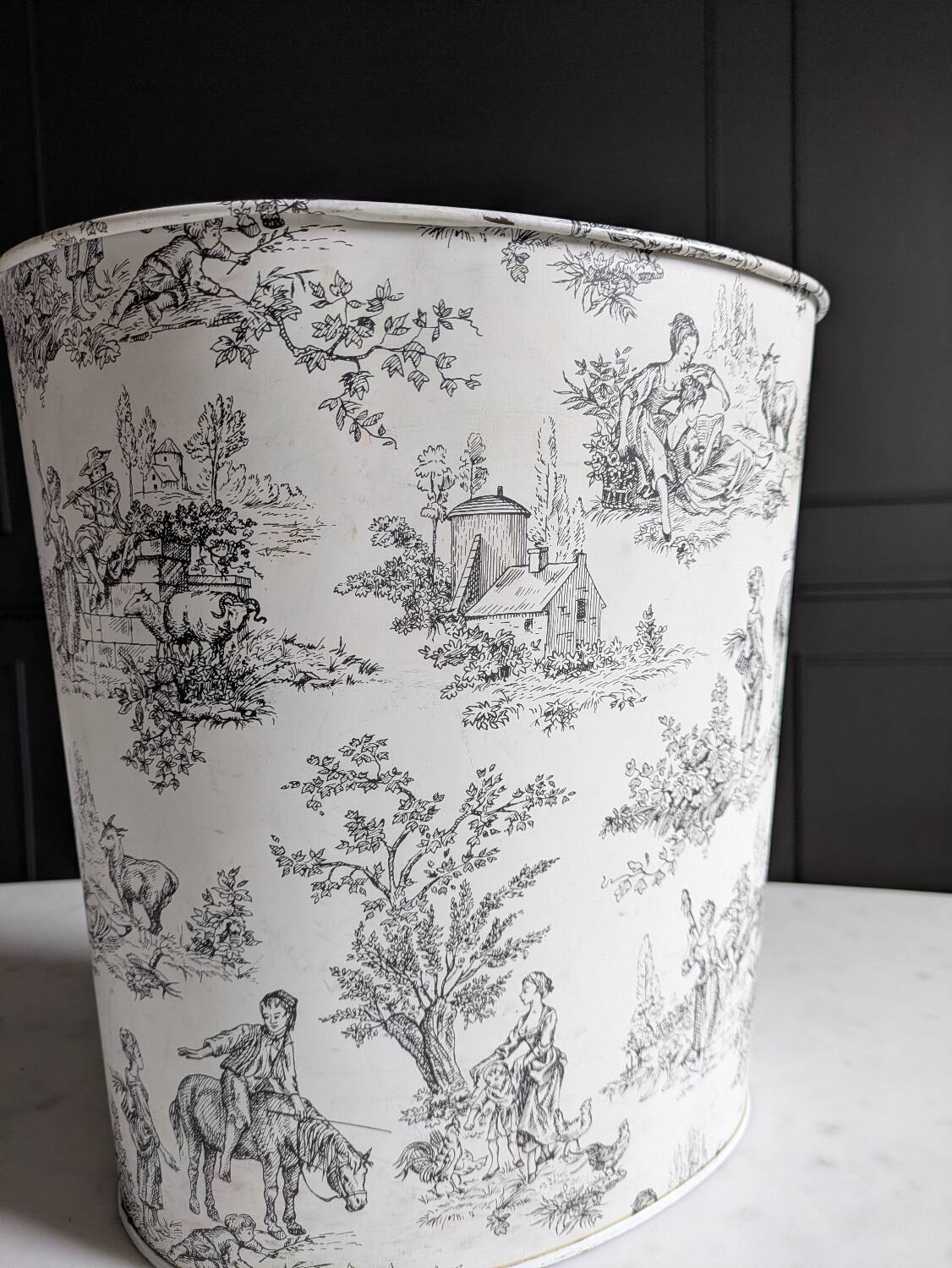 Massily France wastepaper basket