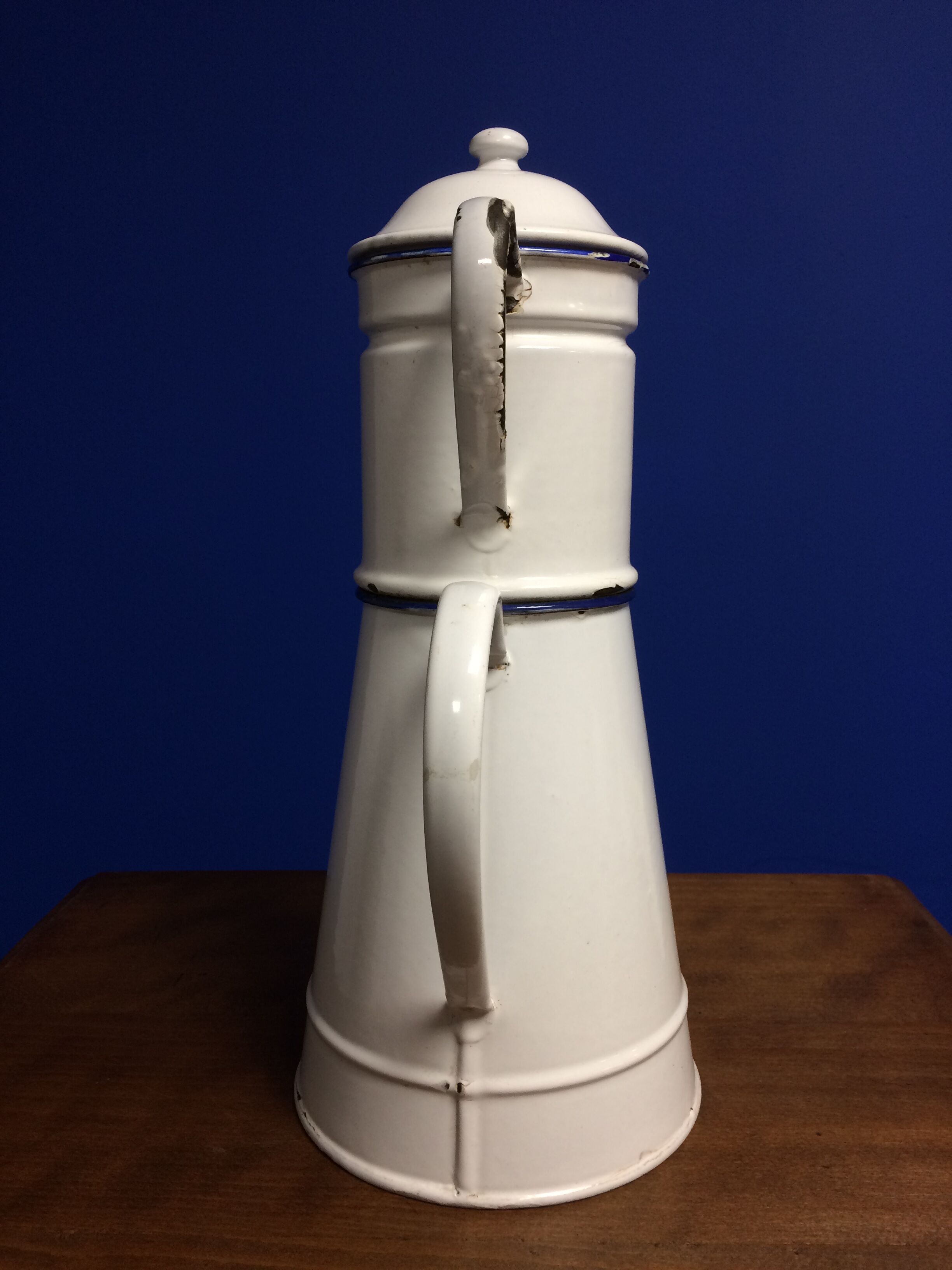 Enamelled kitchen coffee maker, ladle holder, spice jars set