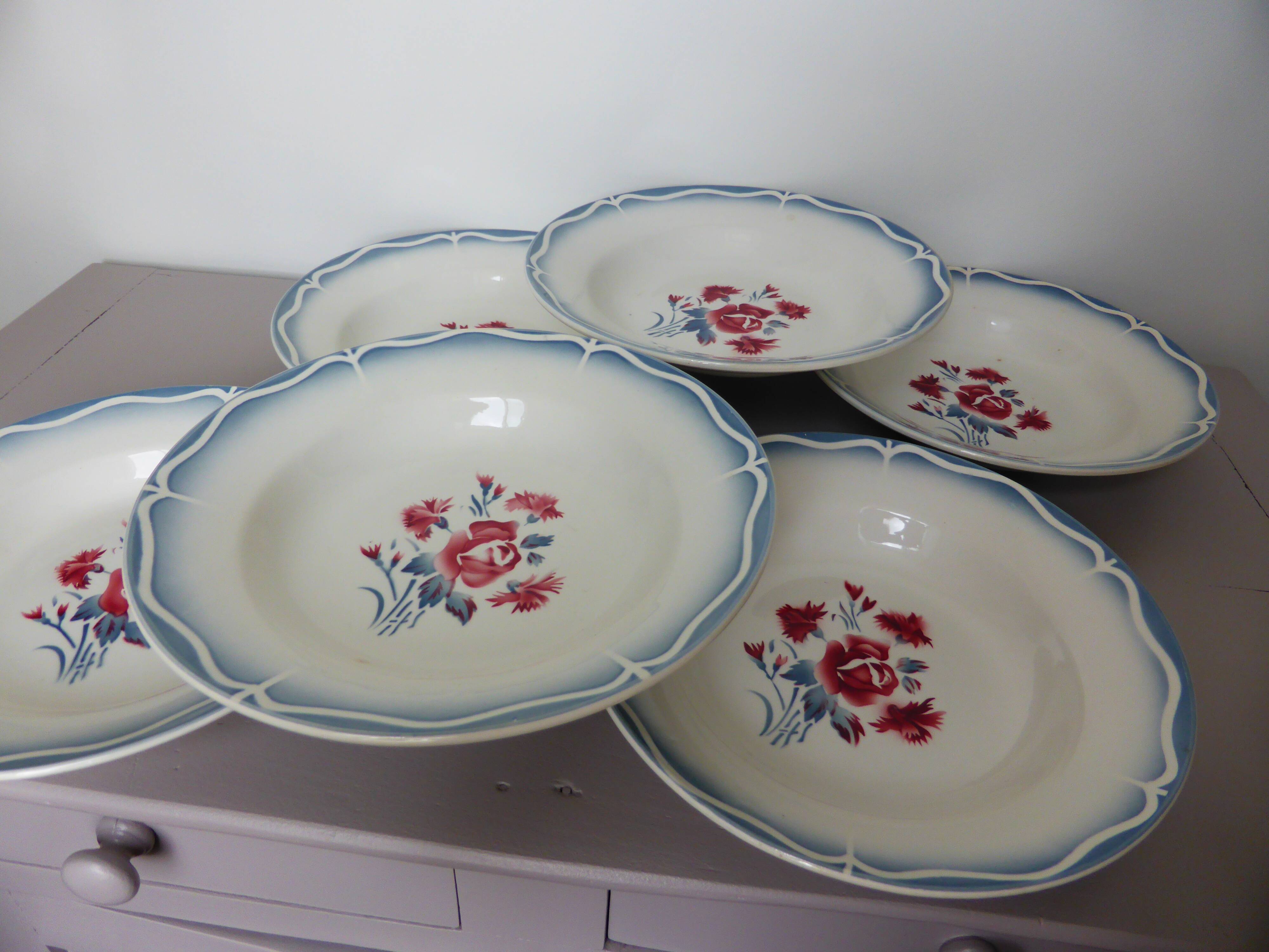 6 vintage Digoin Sarreguemines soup plates, Nina Rosa model
