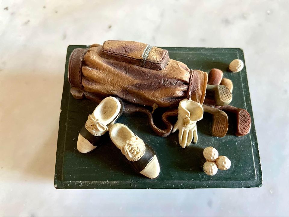 Golf-themed box