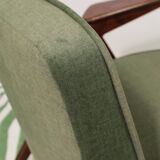 Scandinavian armchair in green velvet