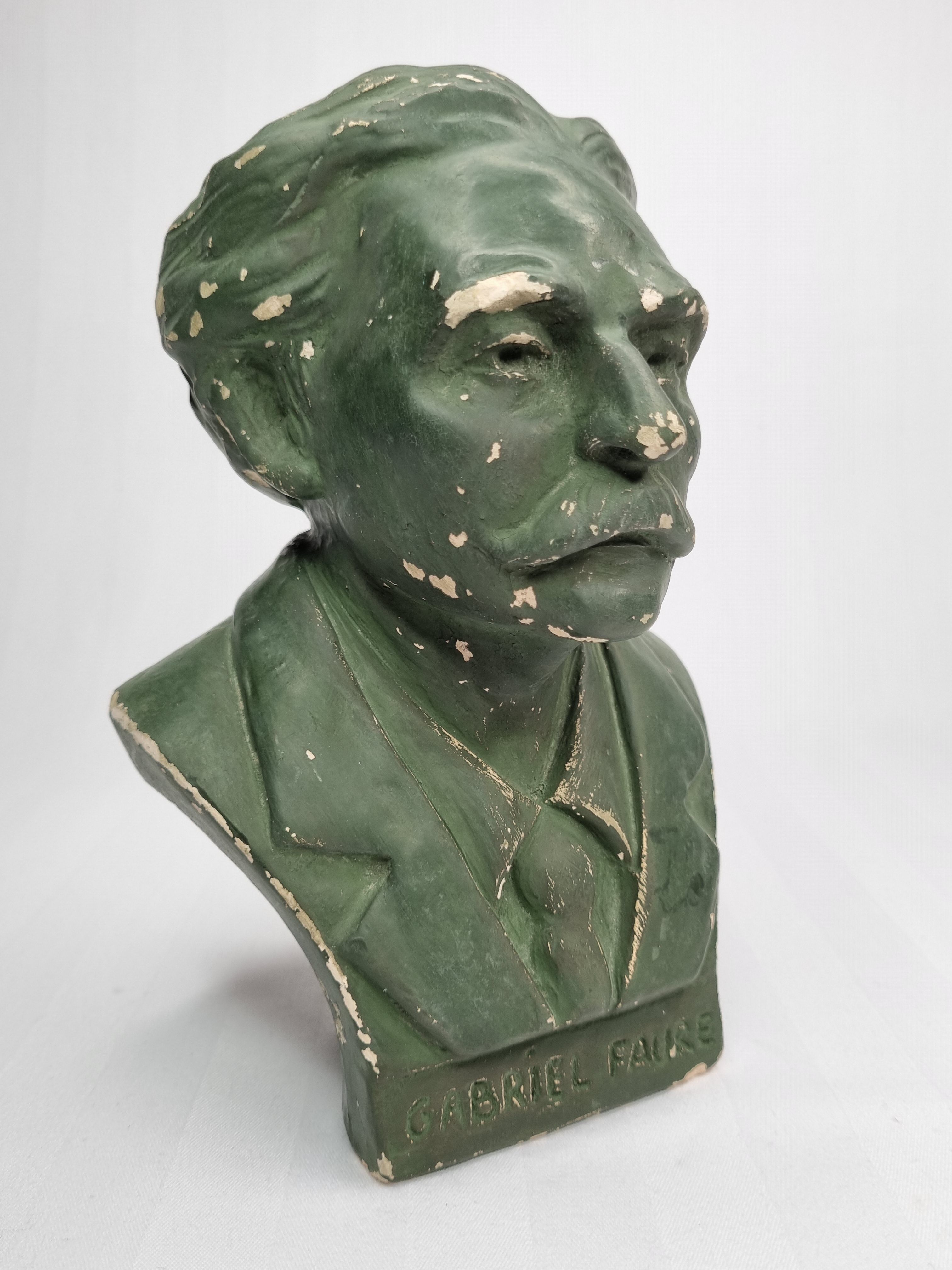 Bust in patinated plaster of the composer Gabriel Fauré, signed, 19 cm