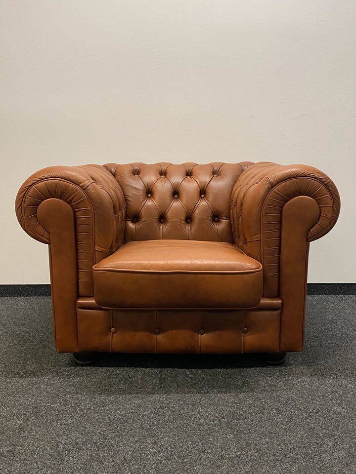 Vintage chesterfield brown leather club chair