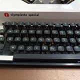 Machine à écrire Olympiette spécial