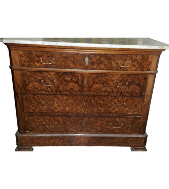 Commode ancienne en thuya