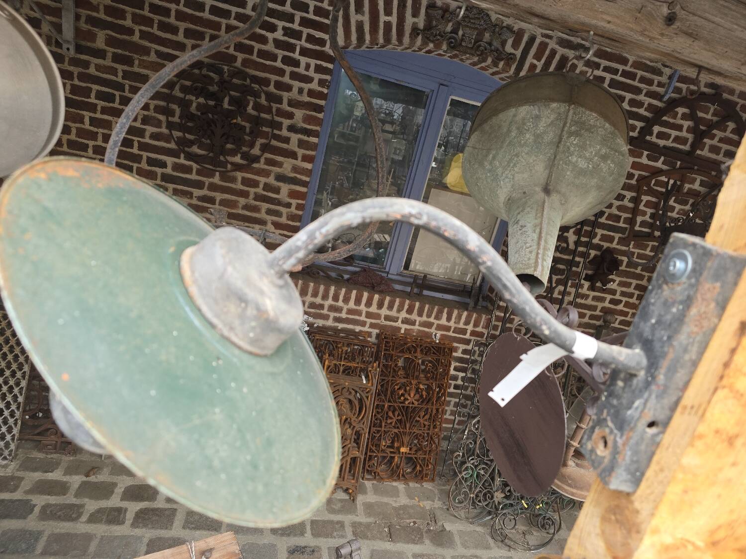 Industrial iron swan neck wall light