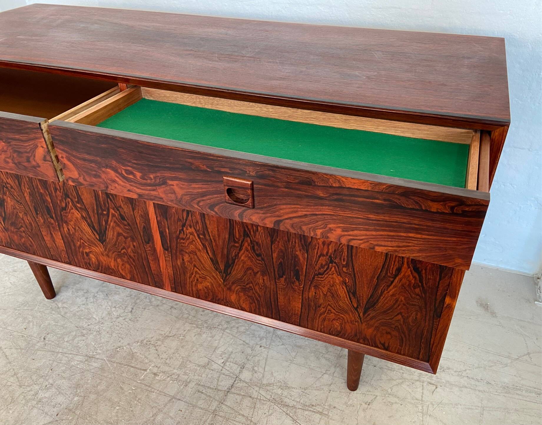 Buffet en palissandre danois vintage rétro des années 1960 par Brouers.