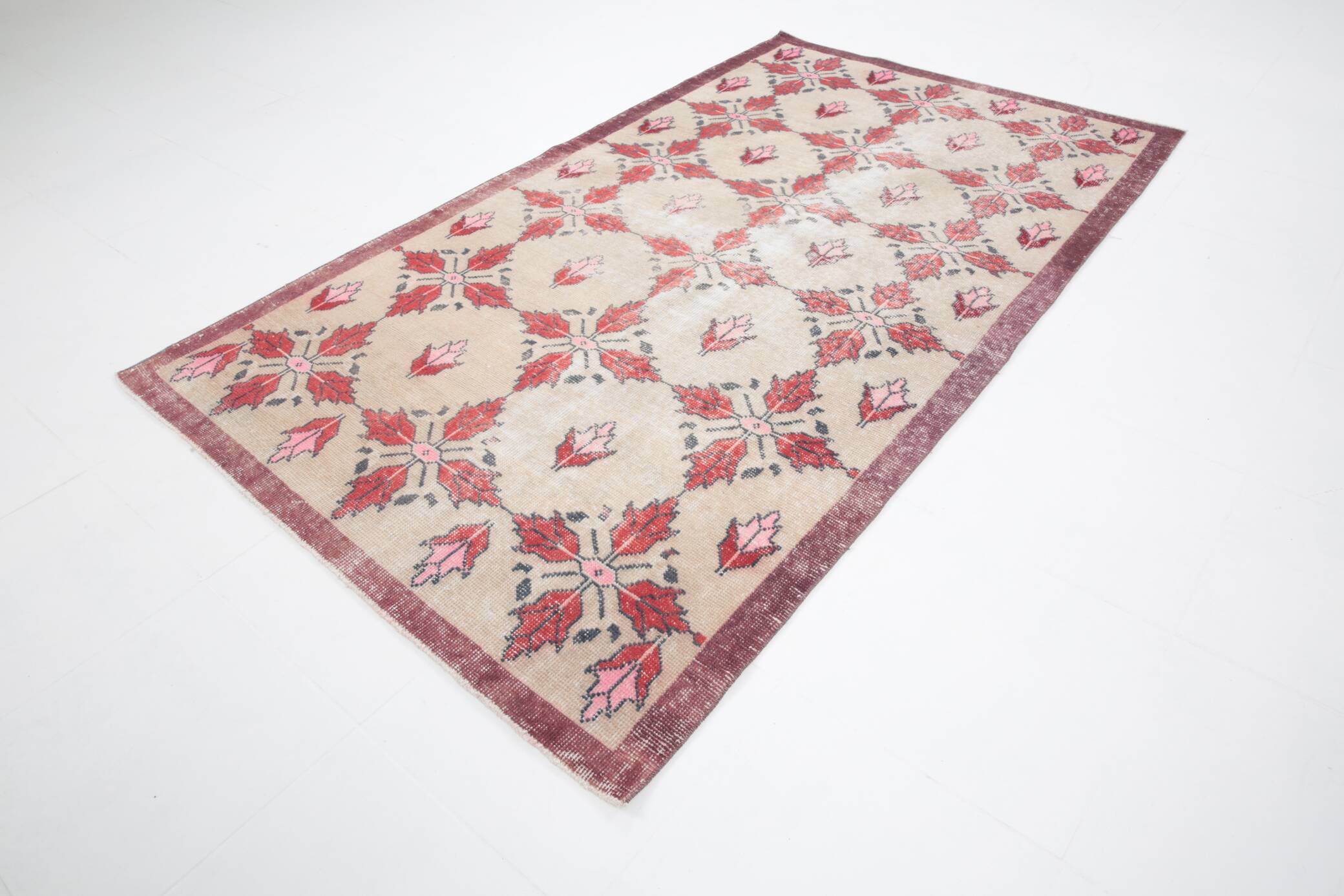 4x8 Star Pattern Burgundy Turkish Vintage Rug, 140x237Cm