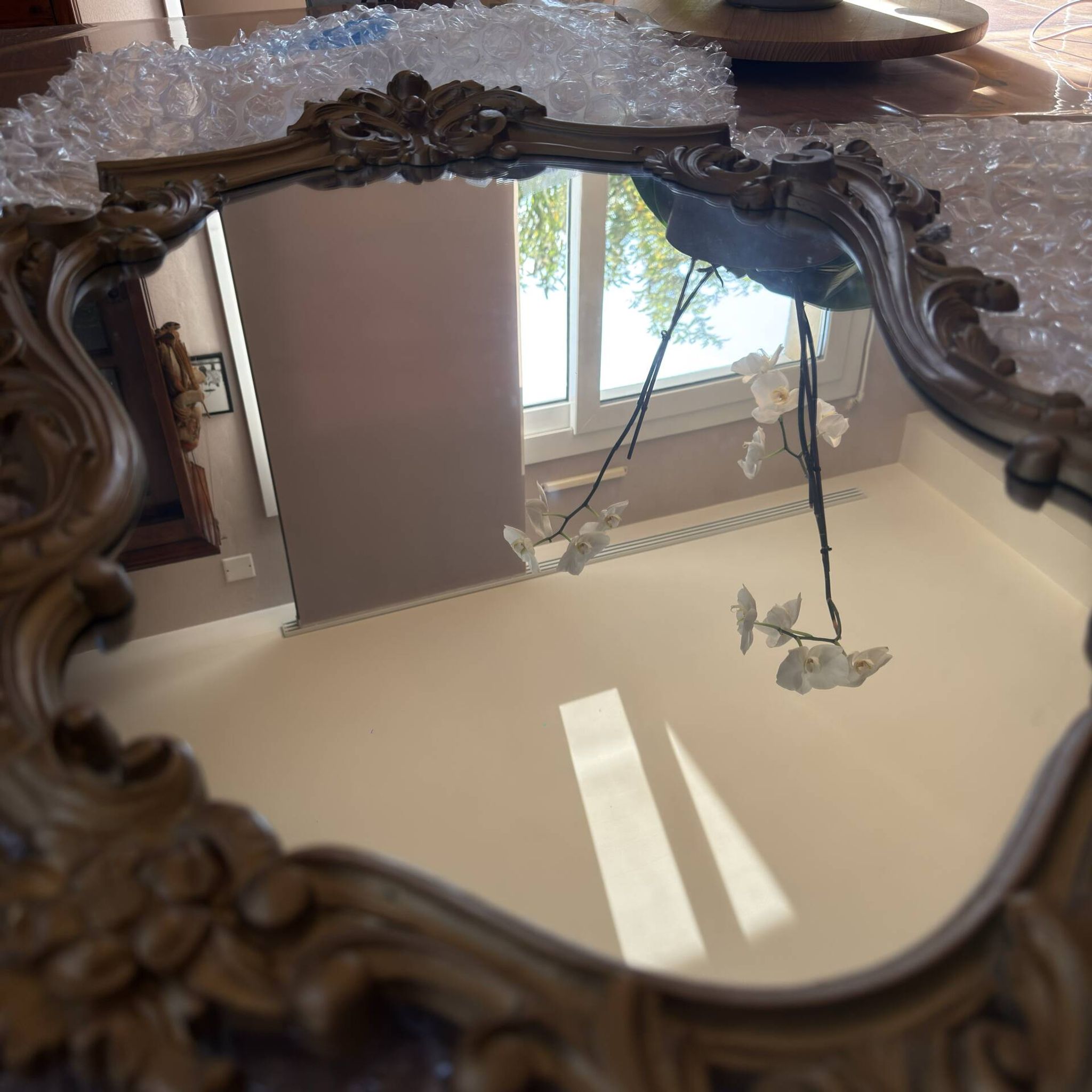 Miroir ancien style Louis XV Rocaille avec cadre sculpté