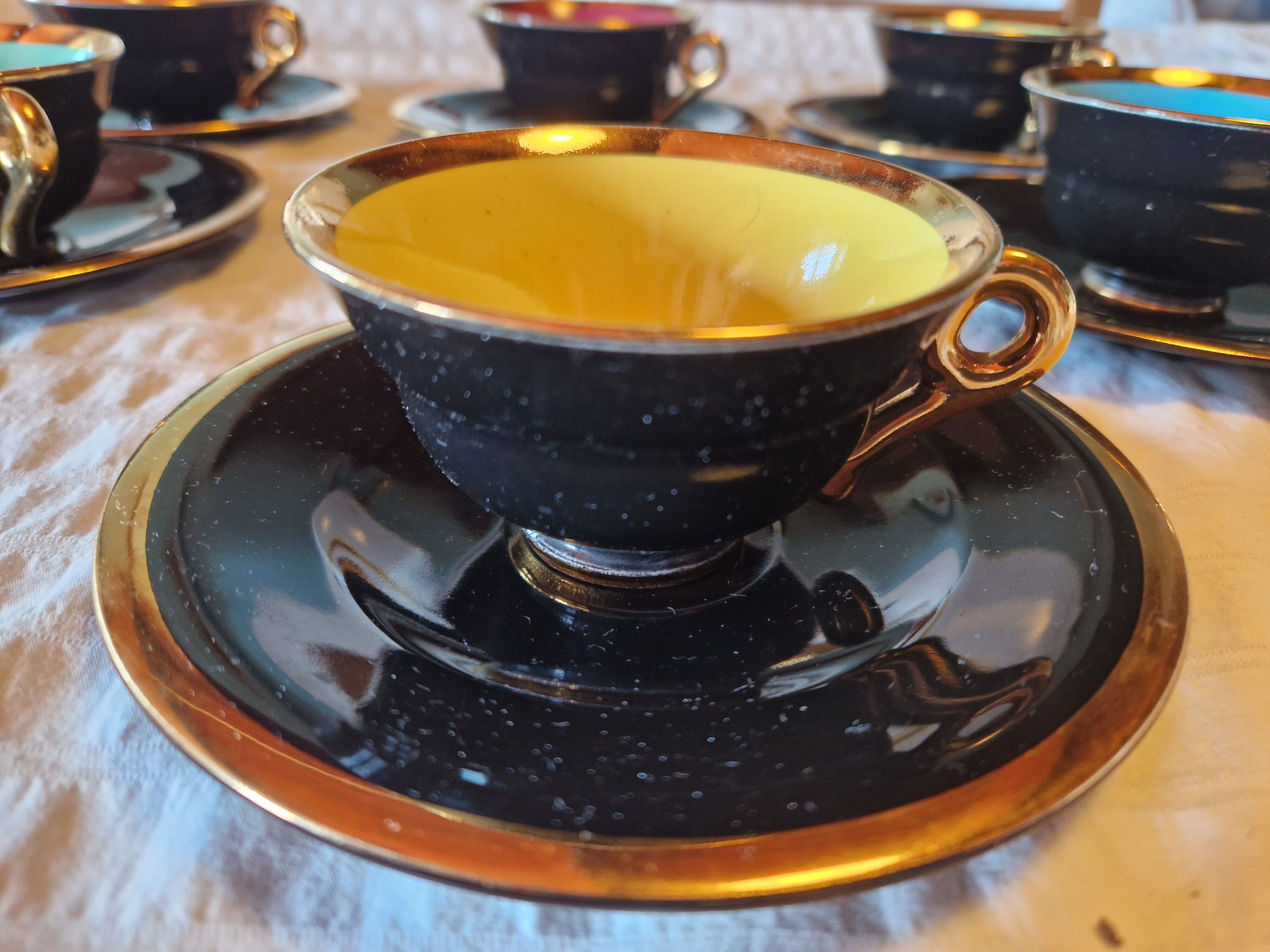 Salins earthenware coffee cups