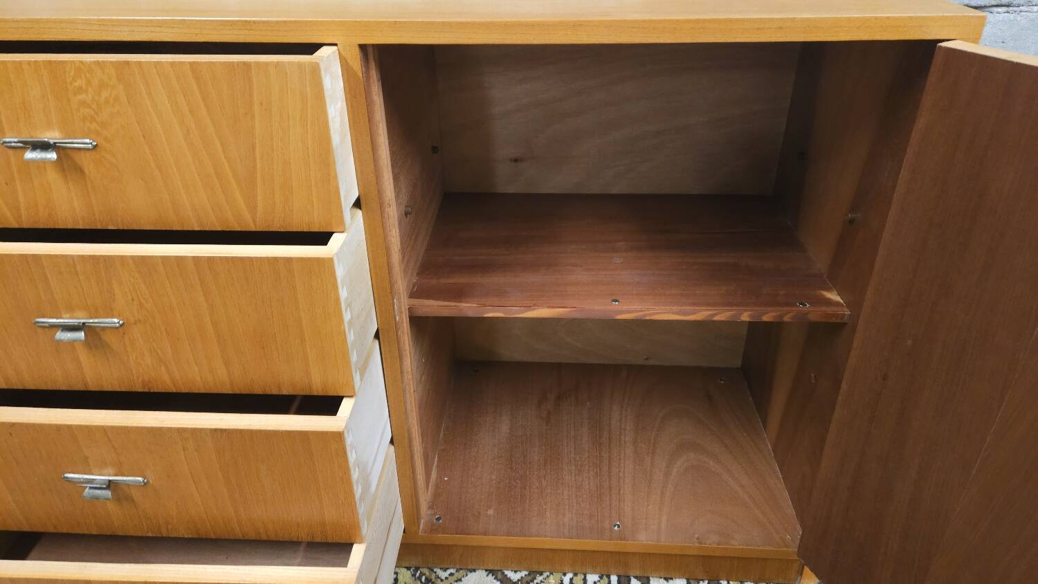 Vintage 1960s 4-drawer, 1-door cabinet