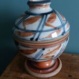 Sugar confiturer signed by Saint Maur, Evelyne Porret and Michel Pastore.