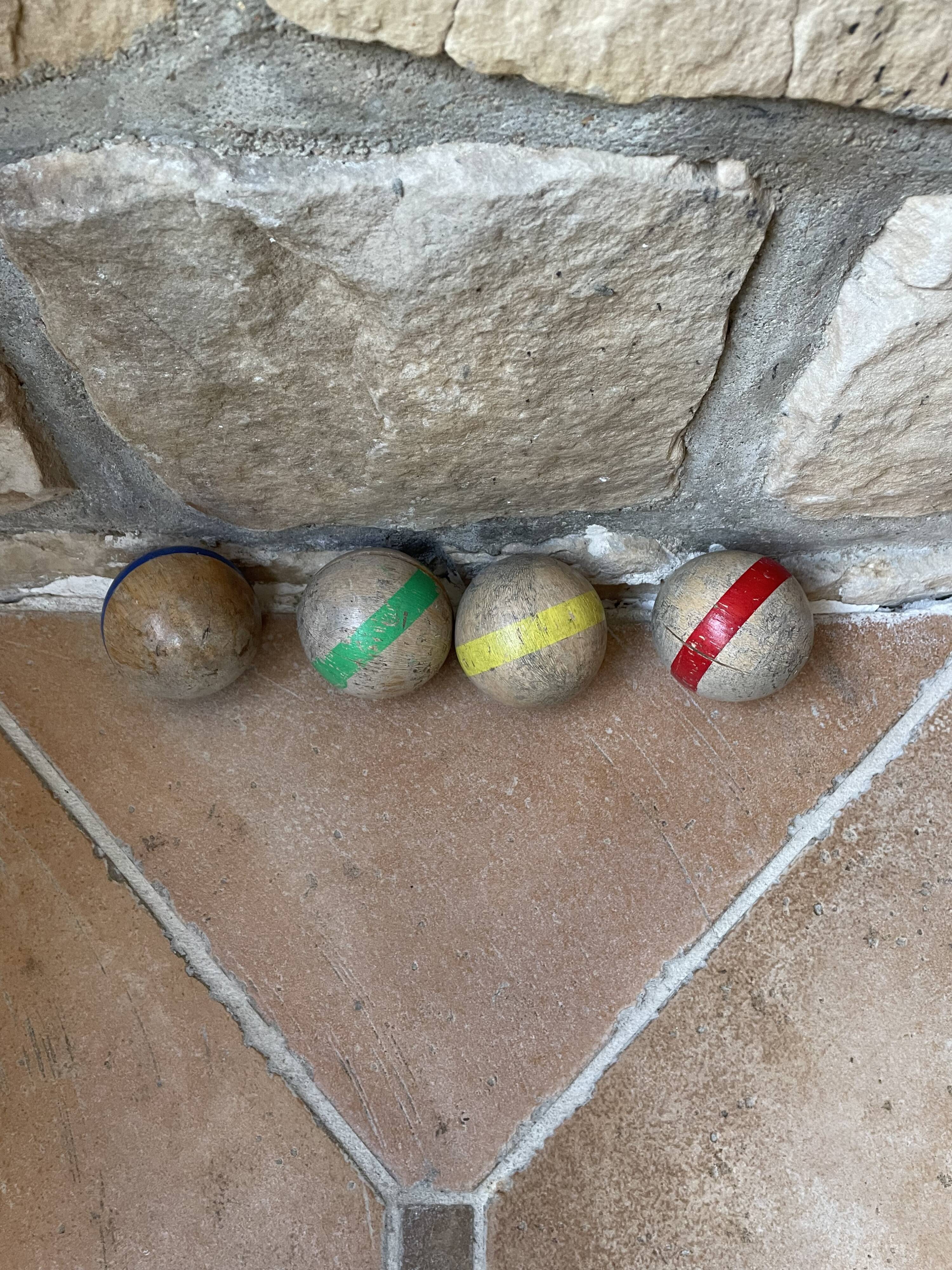 Complete and vintage croquet game
