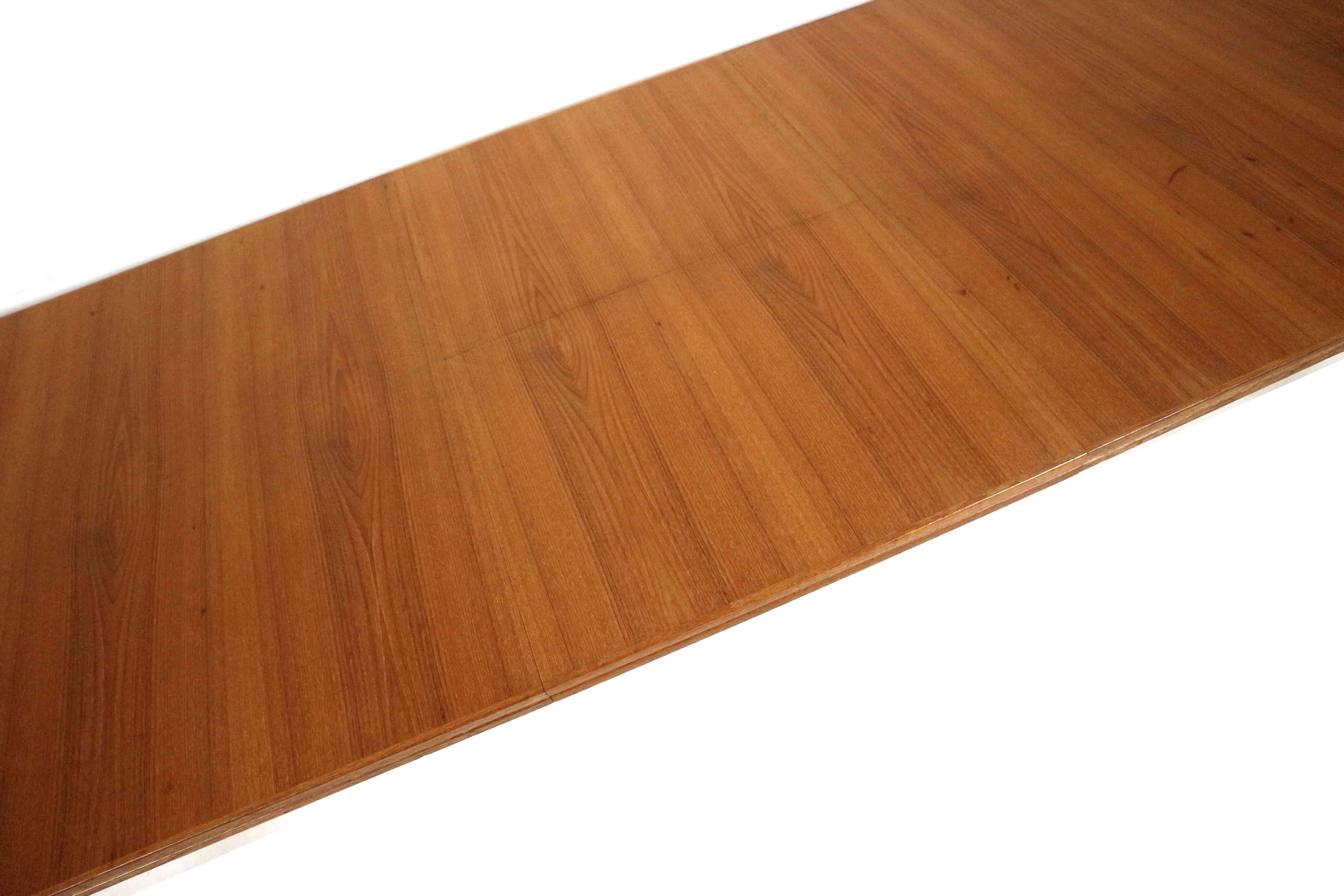 Danish design extendable dining table by Helge Vestergaard-Jensen for Søren Horn