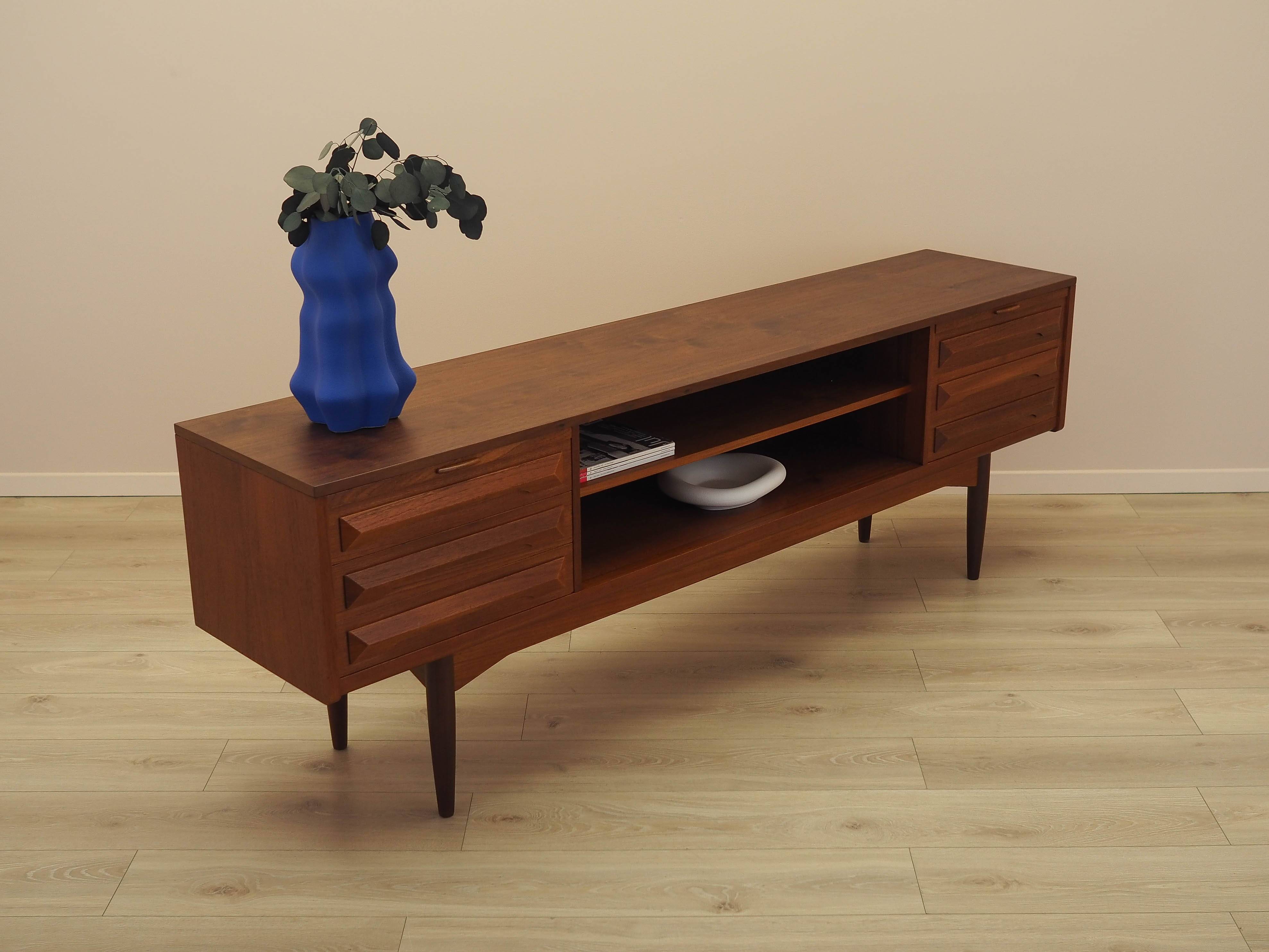 Buffet en teck avec surfaces extensibles, Danemark, années 1970