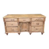 19th century English chest of drawers
