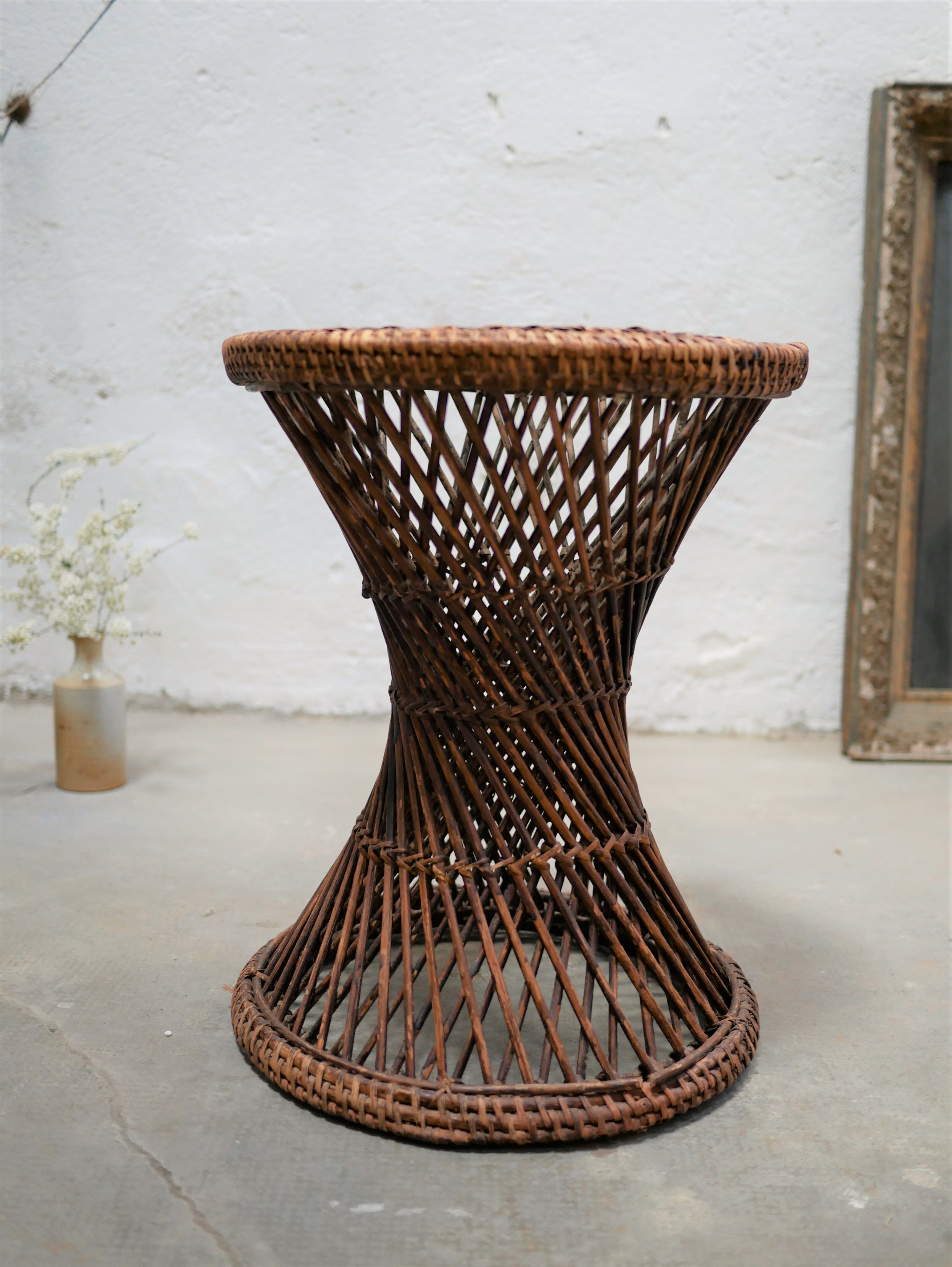 Table d'appoint diabolo vintage en rotin