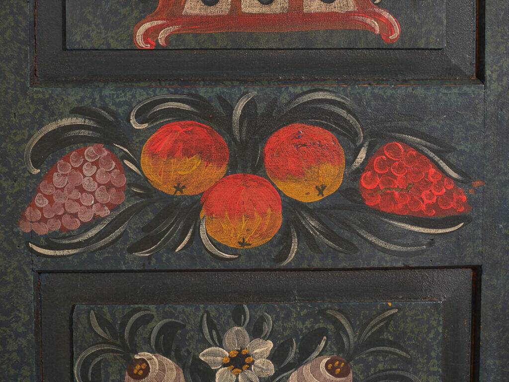 Antique painted pine wardrobe – Austro-Hungarian Empire, Year 1835