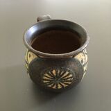 Odetta-style Breton décor cup