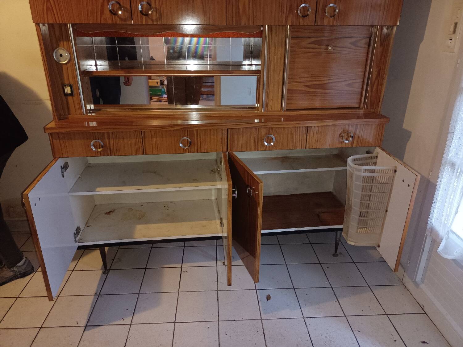 Vintage buffet in wood-coloured formica