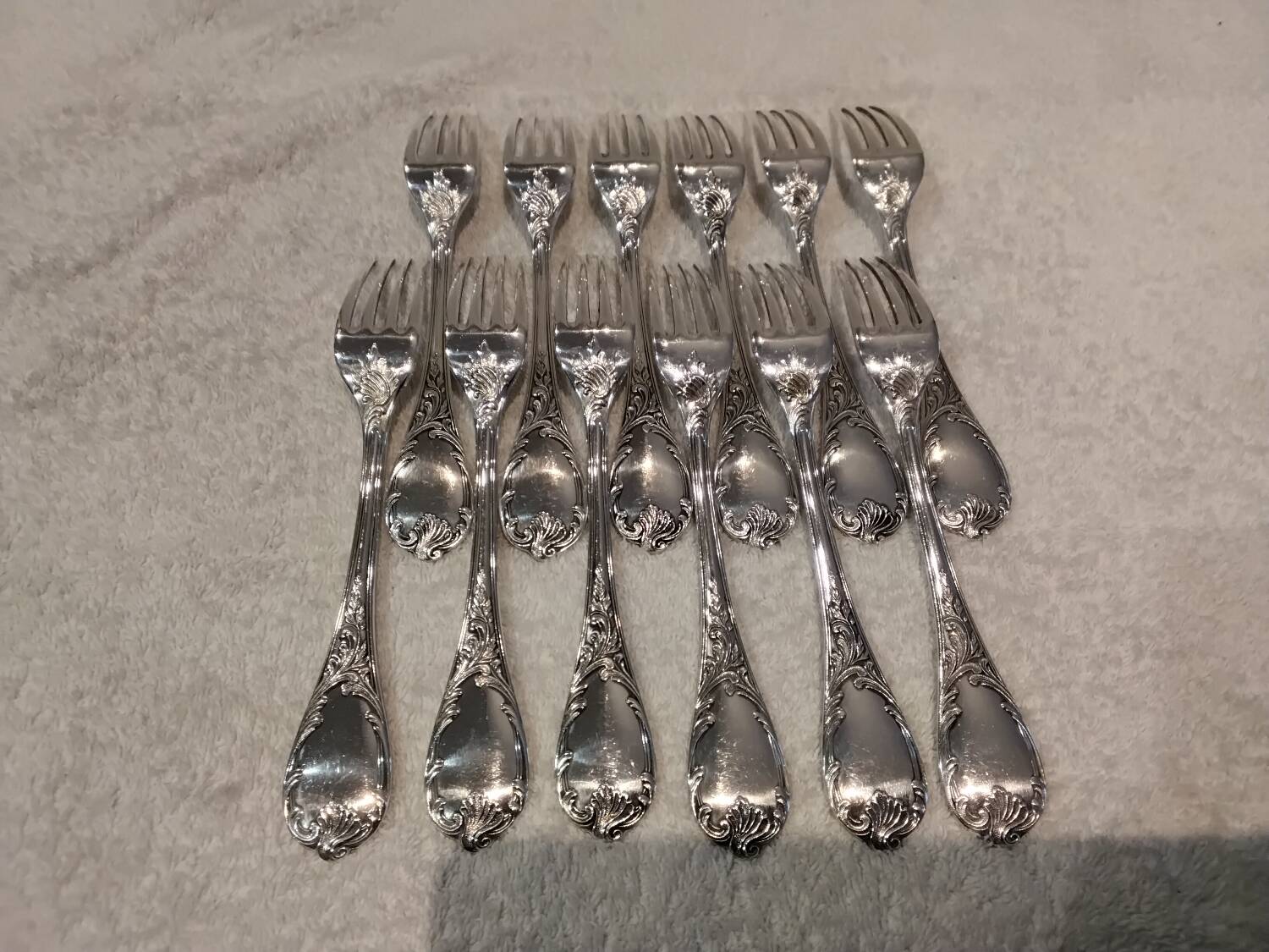 12 silver plated table forks by Christofle Marly, 20.7cm