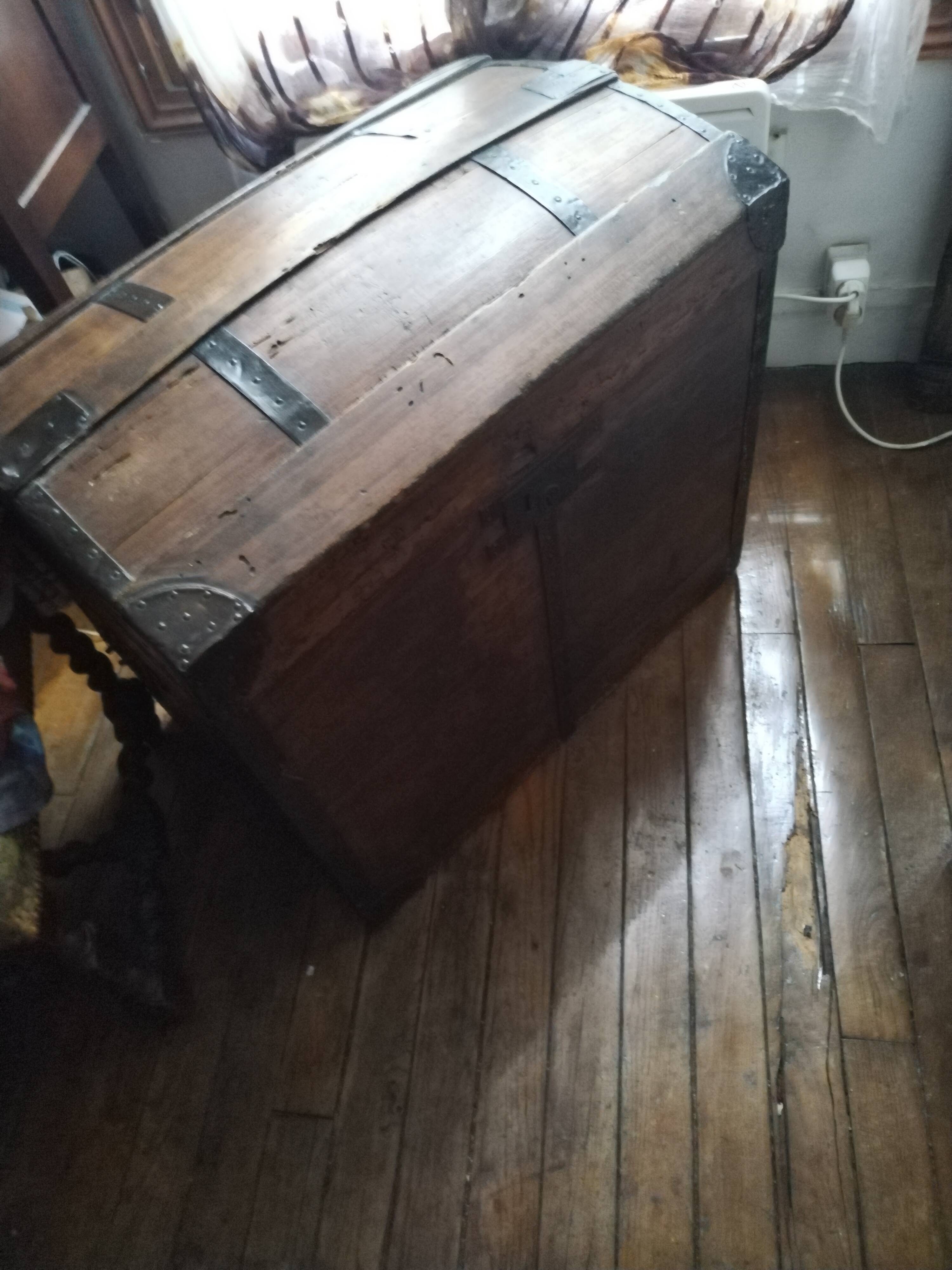 Old curved mallet