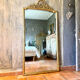 Miroir ancien à fronton doré Louis XVI