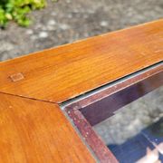 Table basse en merisier, verre et cannage