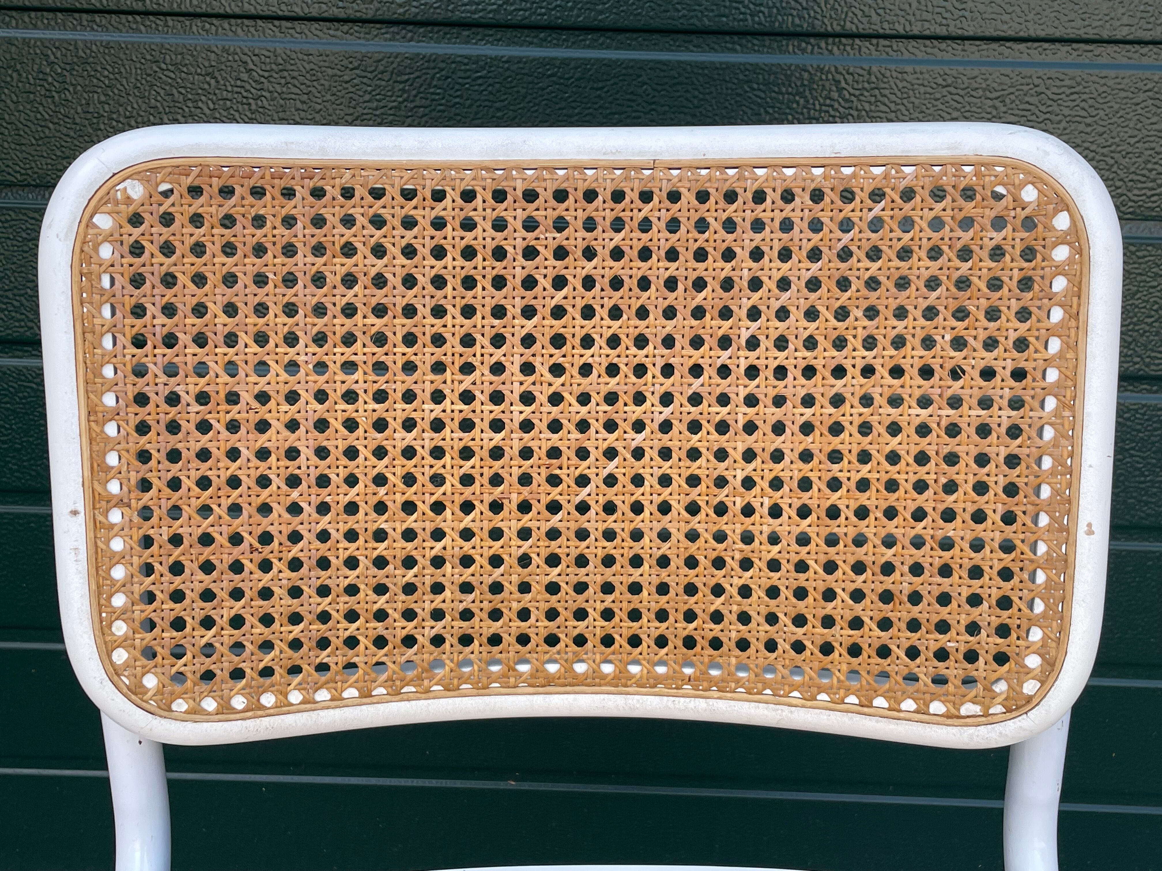 Set of 4 Cesca b32 model chairs in white by Marcel Breuer