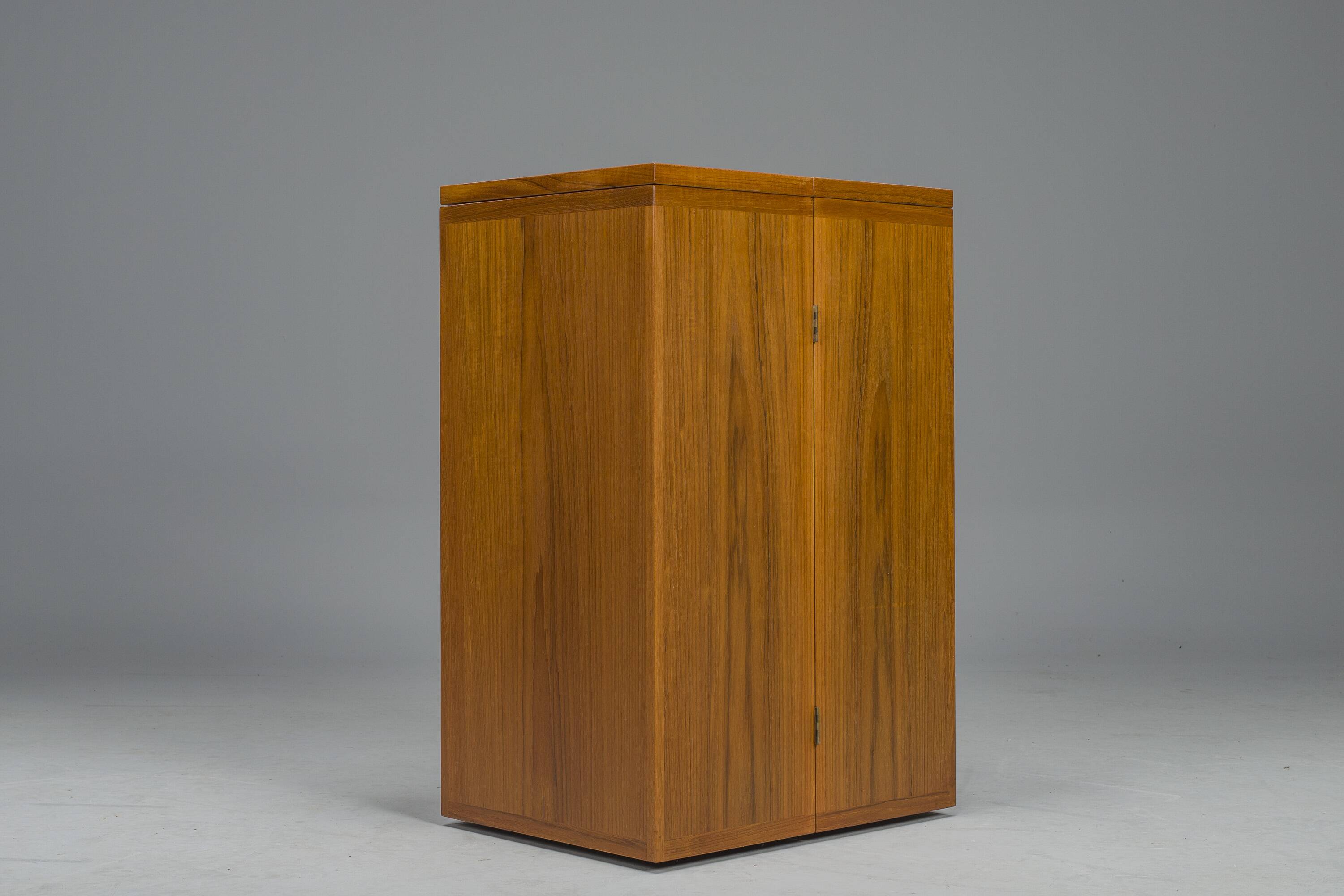 Danish Teak Captains Bar by Reno Wahl Iversen for Dyrlund, 1960s