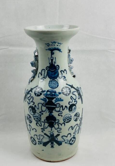 Pair of Chinese porcelain baluster vases, Qing Dynasty