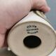 Petite lampe de table en grès de la marque danoise Okola, années 1980.