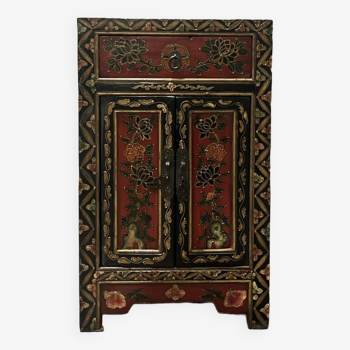 Petite armoire / commode chinoise vintage peint à la main