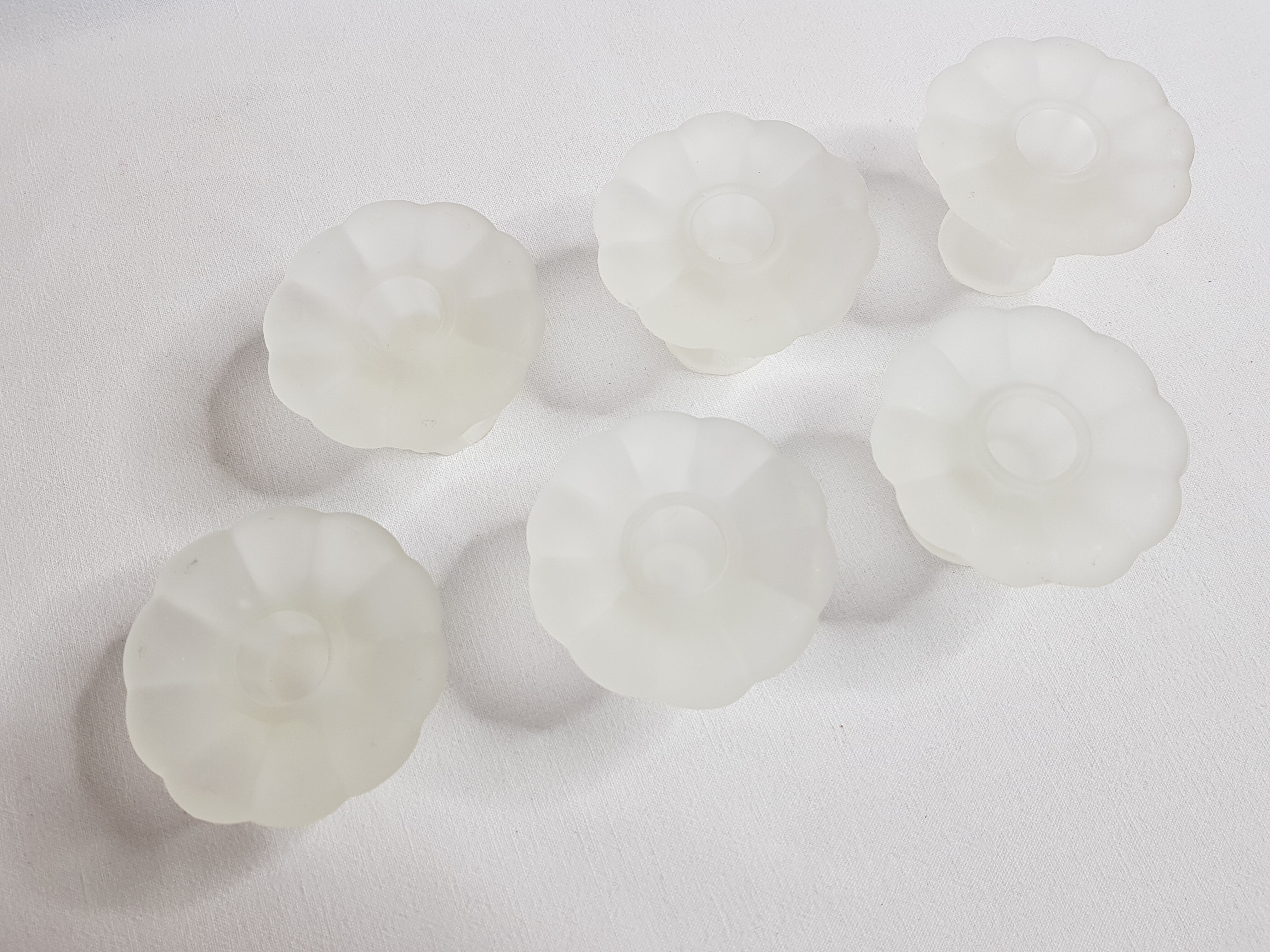 Table path, set of six frosted crystal candlesticks