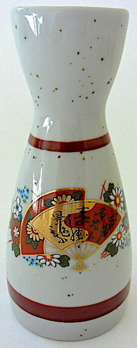Far Eastern porcelain sake service consisting of a carafon and six cups