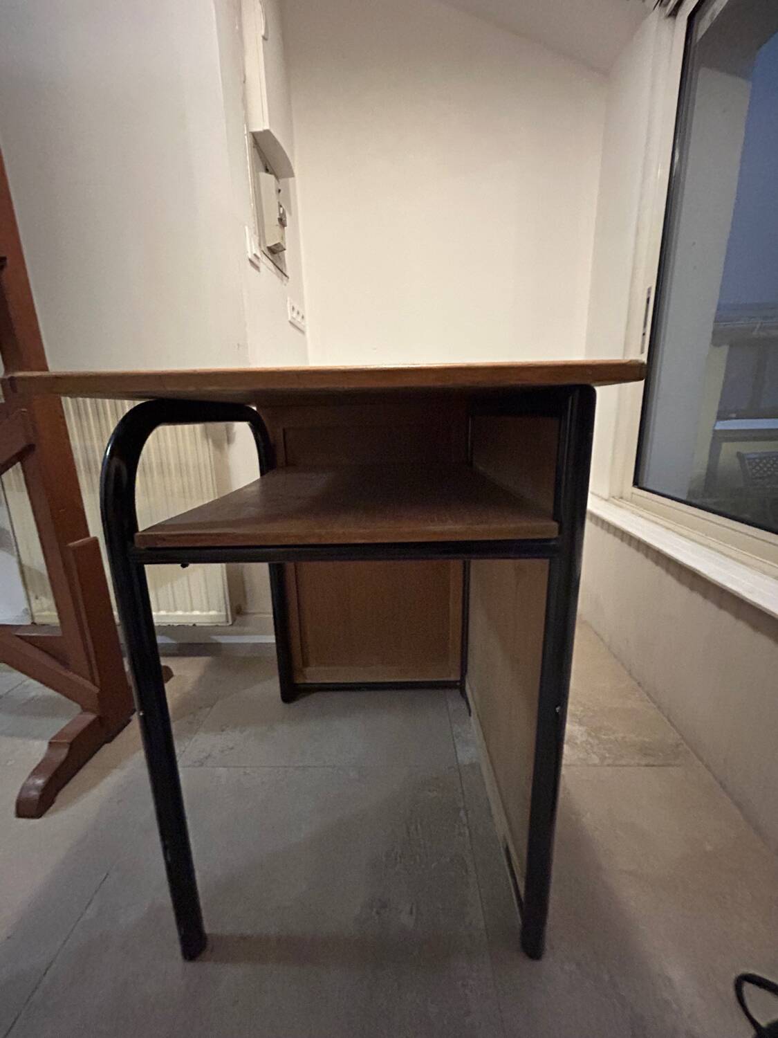 Bureau d’administration / école / atelier