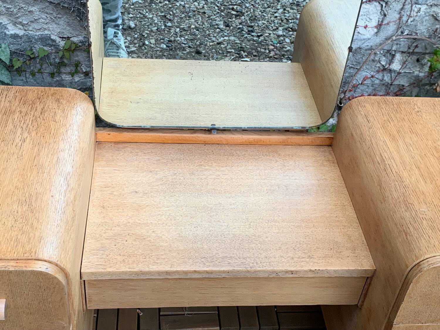 Art Deco dressing table in raw oak produced by Tatra Nabytok Czechoslovakia 1950