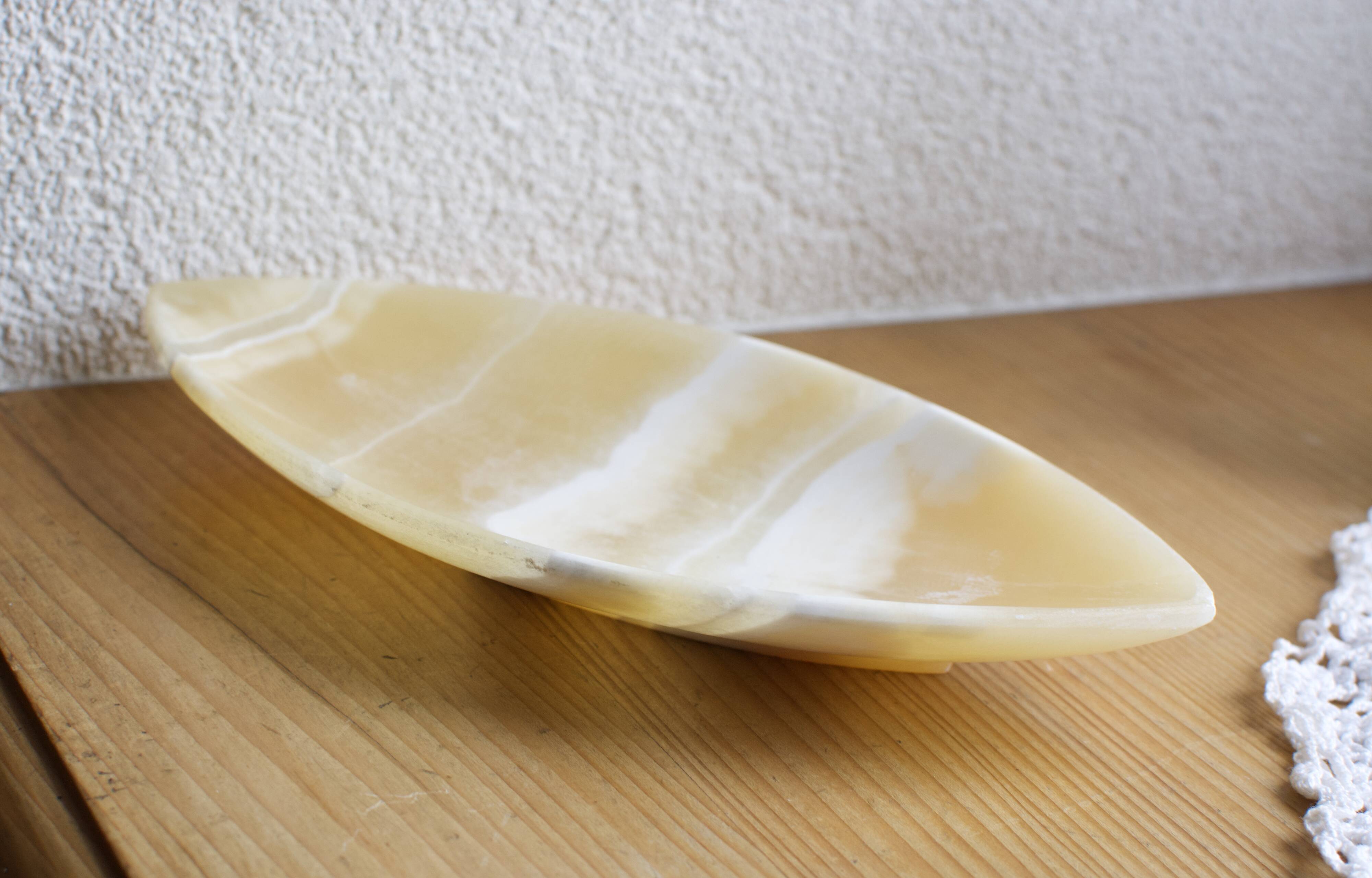 White marble aperitif display dish