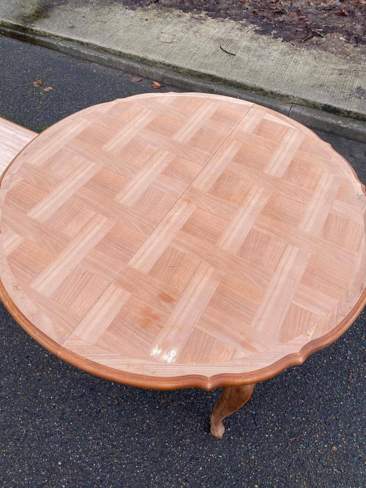 Renovated Louis XV dining table in cherry wood from the 20th century, 210cm.