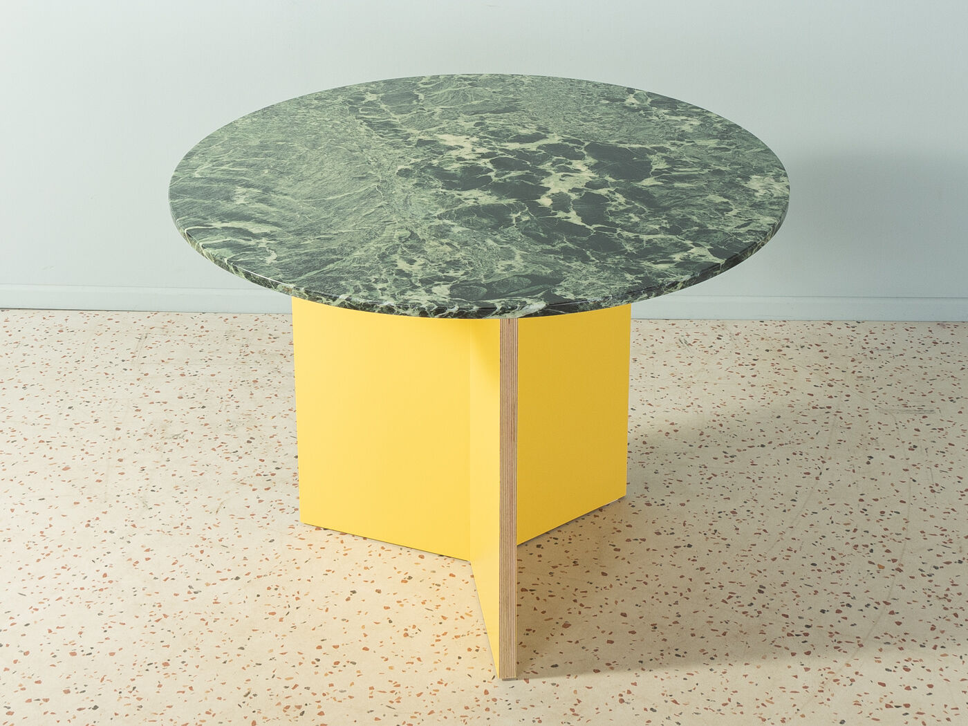 Marble dining table, ø 105 cm