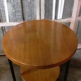Pedestal table