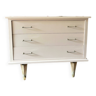 vintage chest of drawers