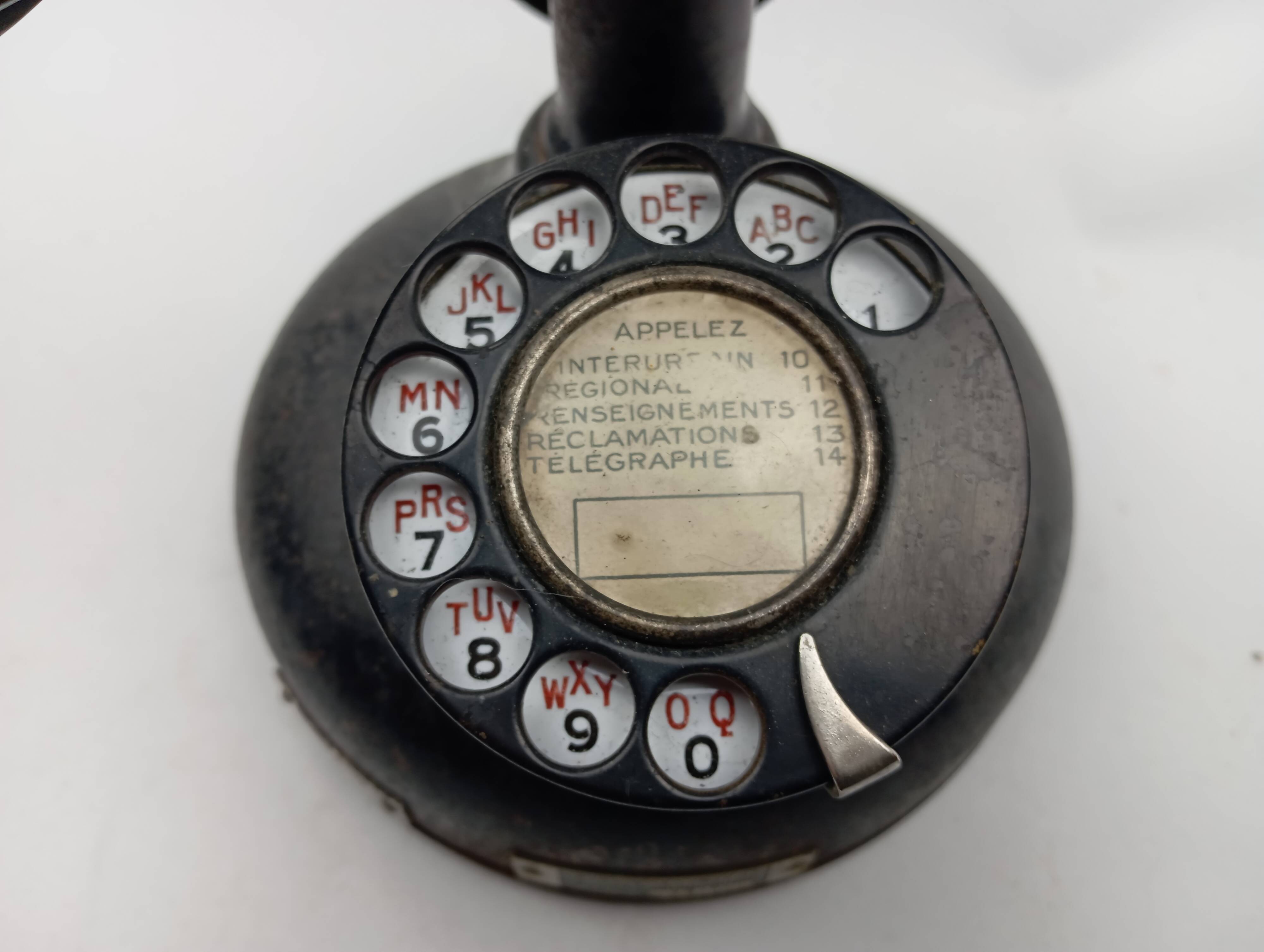 Column telephone from 1929 "GRAMMONT PARIS"