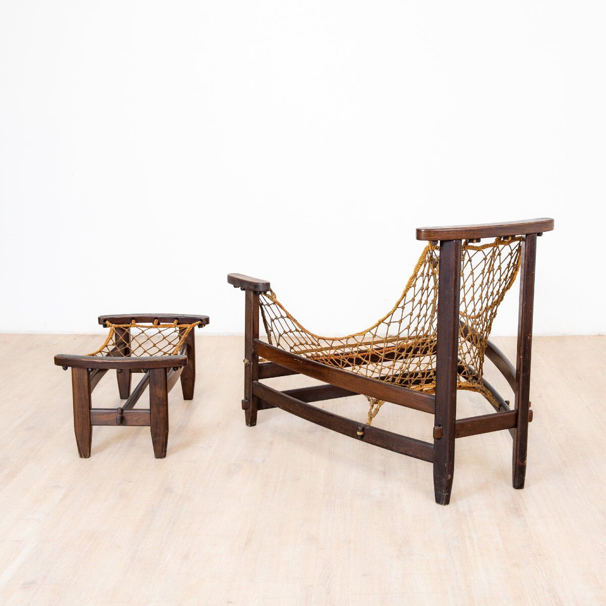 fauteuil "jacanda" et Ottomane par Jean Gillon, Brésil, 1960s