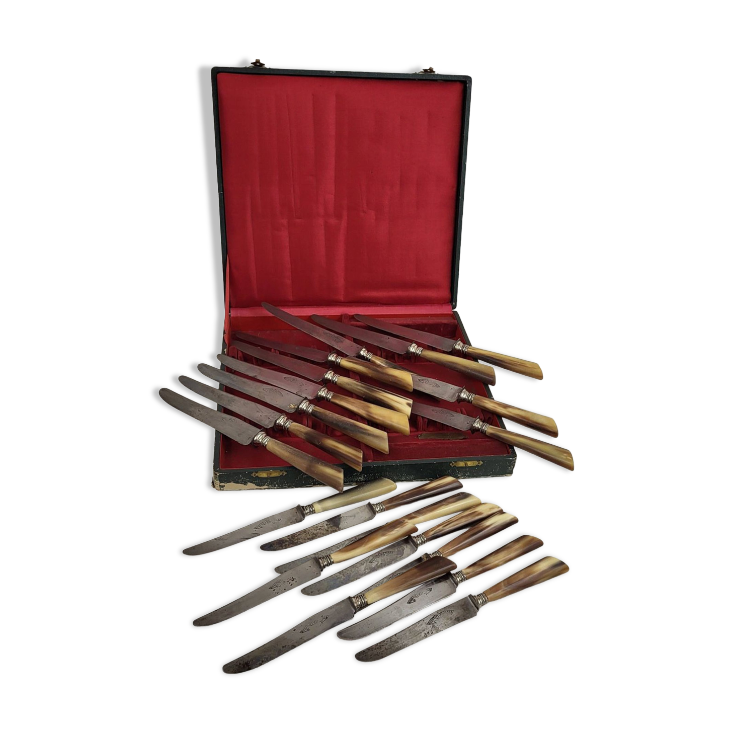 Service 20 couteaux de table lame acier manche corne