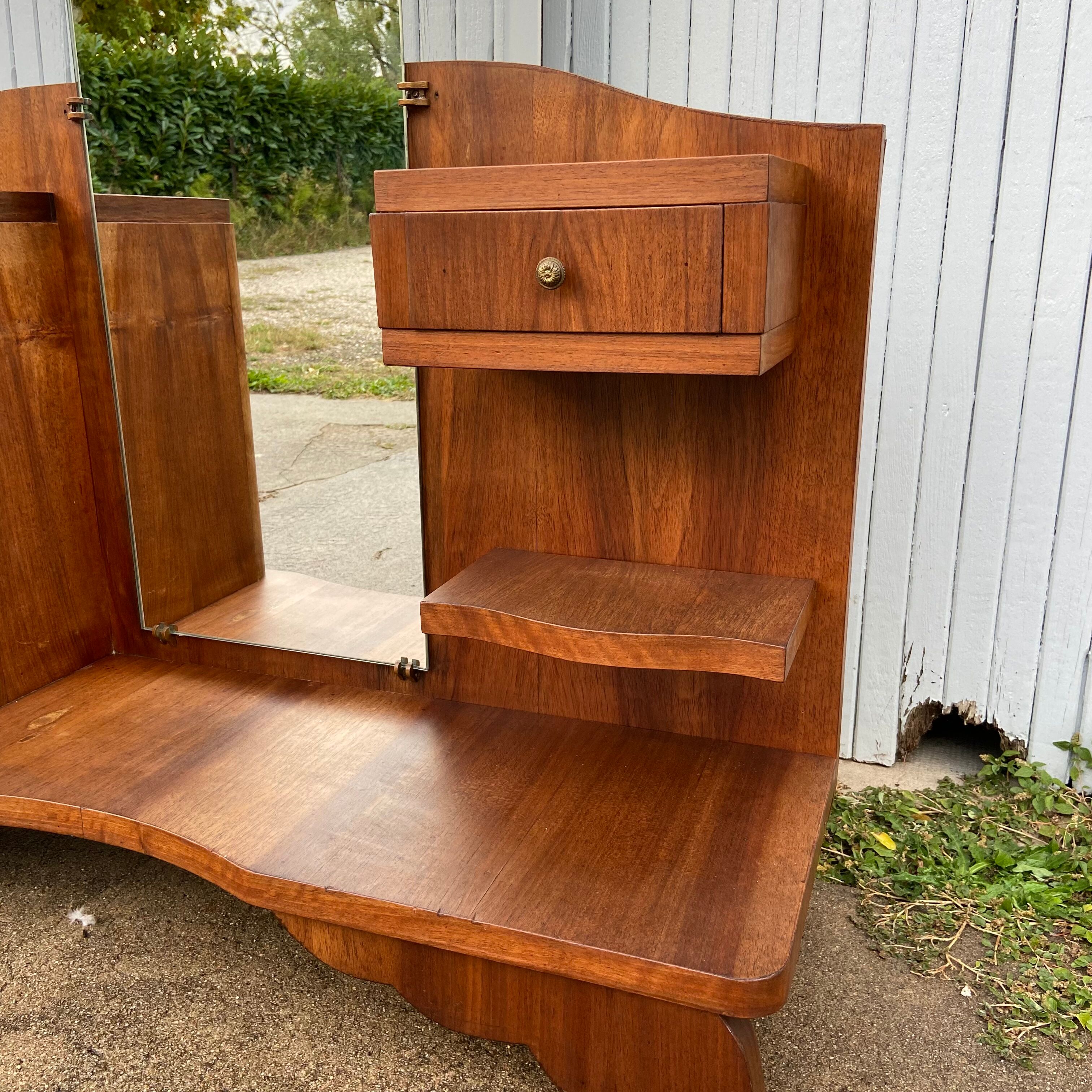 Art Deco dressing table