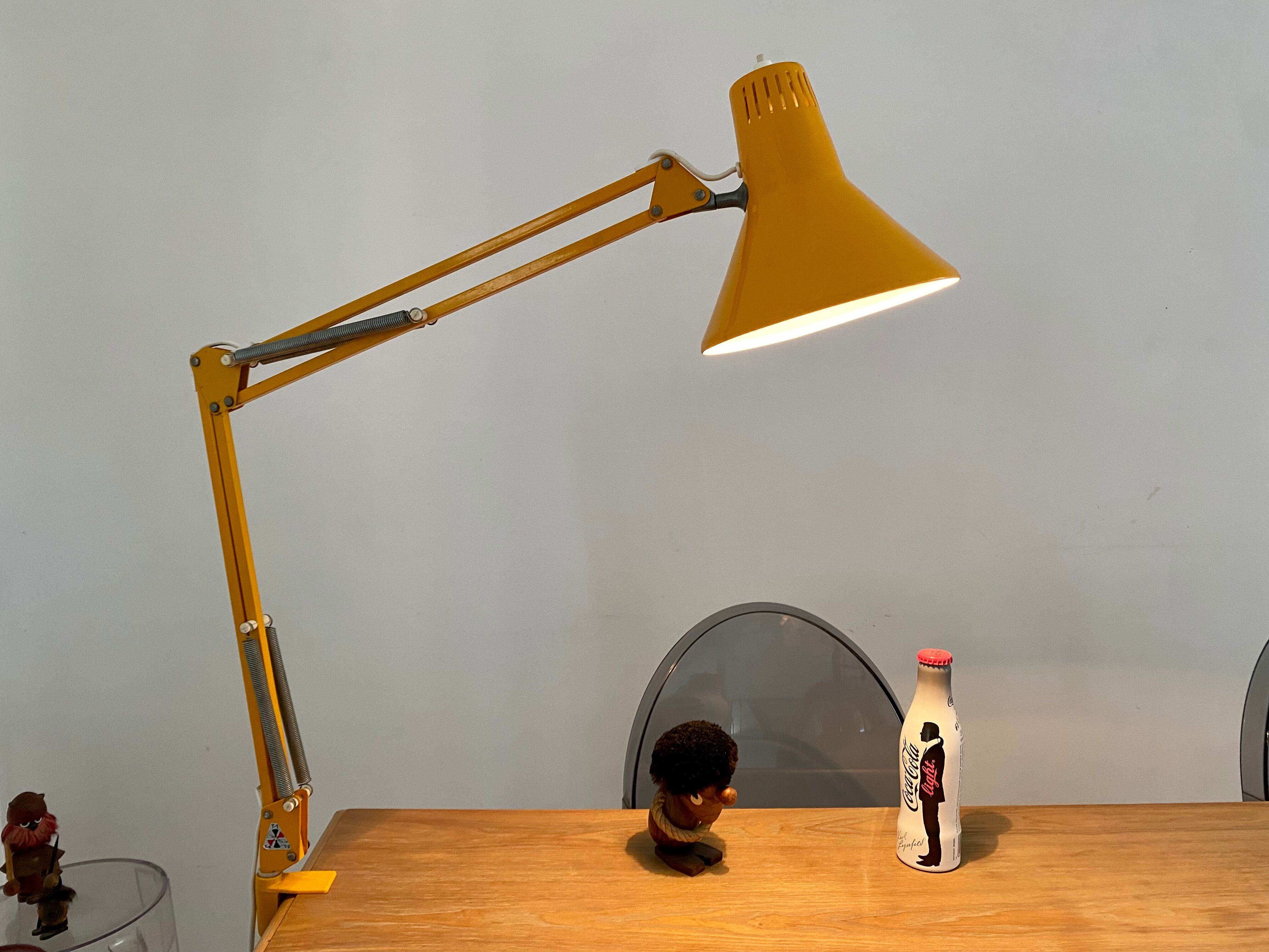 Desk lamp architect Twist t1 vintage Italian design 70