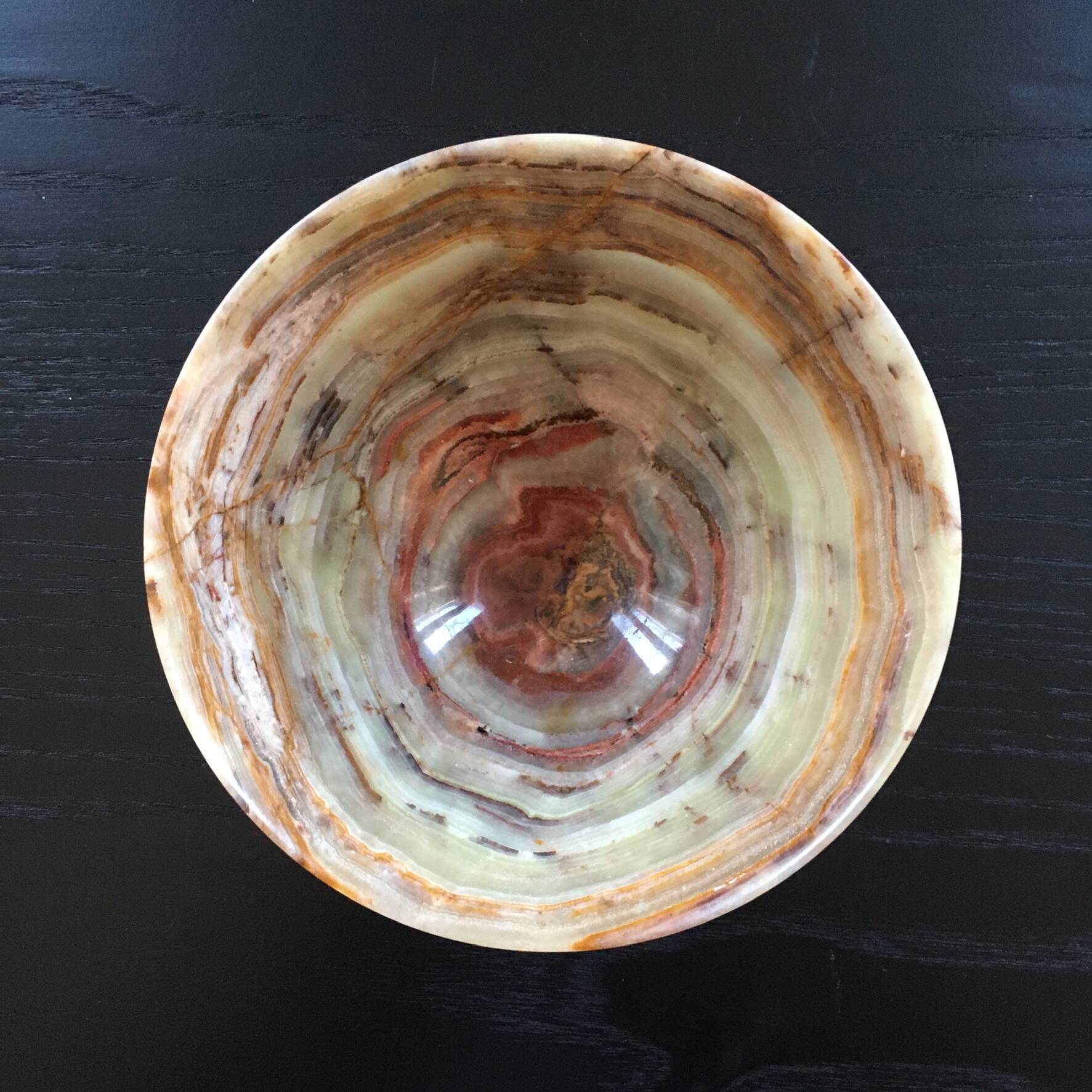 Decorative onyx bowl