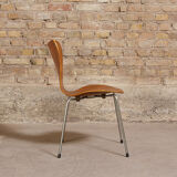 Chair series 7, No.3107 by Arne Jacobsen for Fritz Hansen, teak butterfly, Denmark, circa 1955